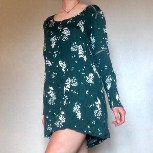 emerald green long sleeve dress